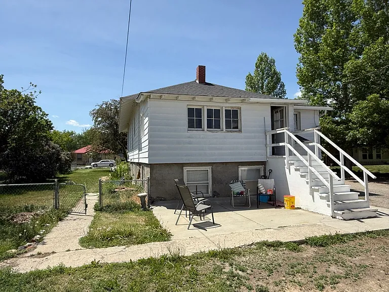 825 N Broadway Ave. — Photo 57