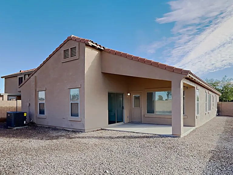 35042 N Aubrac Cir — Photo 17