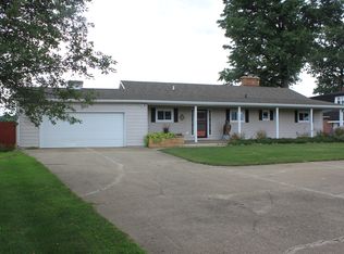 1707 Riverview Rd, Rock Falls, IL 61071