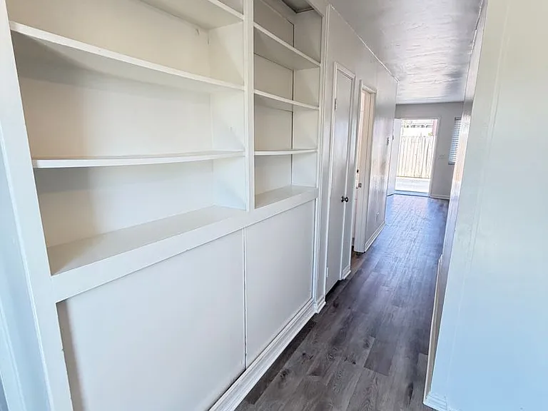 7525 Pacific Ave — Photo 5