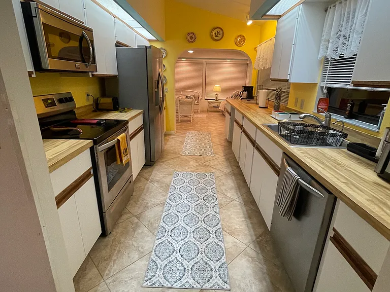 243 Southampton Ln #273 — Photo 30