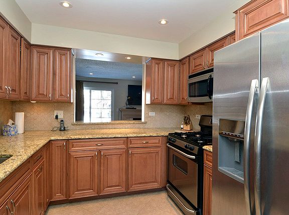 5th image of 728 Happfield Dr #2121C