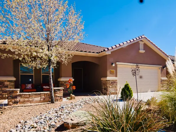 960 Prairie Zinnia Dr, Bernalillo, NM 87004