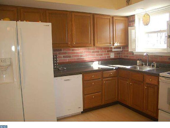 5th image of 514 Grant Ave