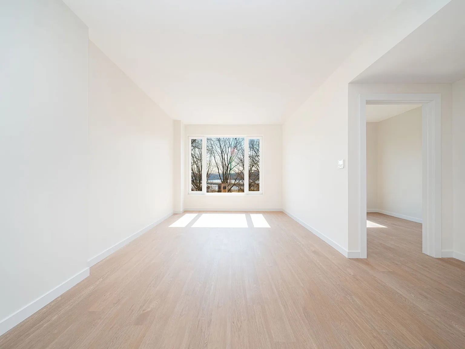 3870 Sedgwick Avenue — Photo 2