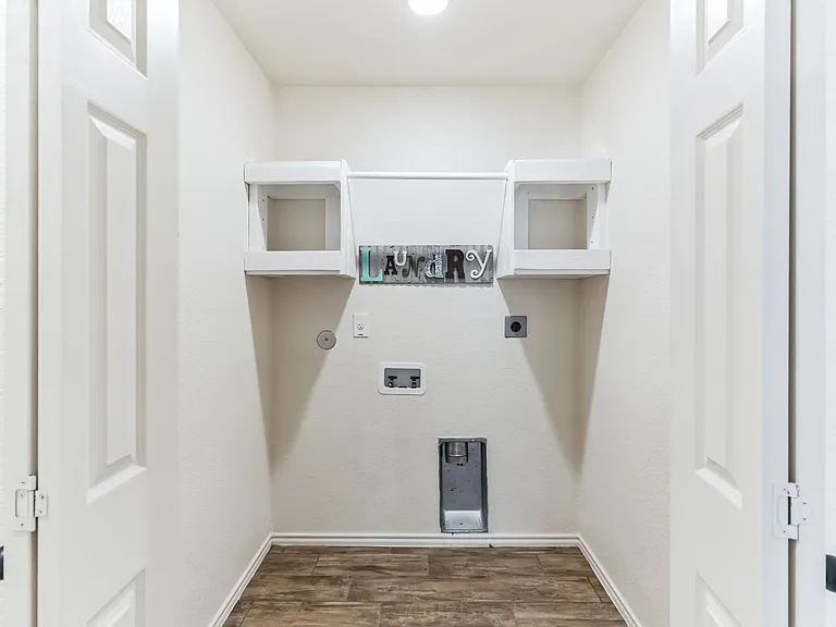 2416 Alterman Dr #A — Photo 13
