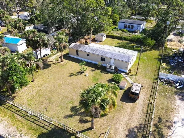 8209 Nault Dr, North Fort Myers, FL 33917