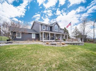 3 Woodridge Dr, Chester, NY 10918