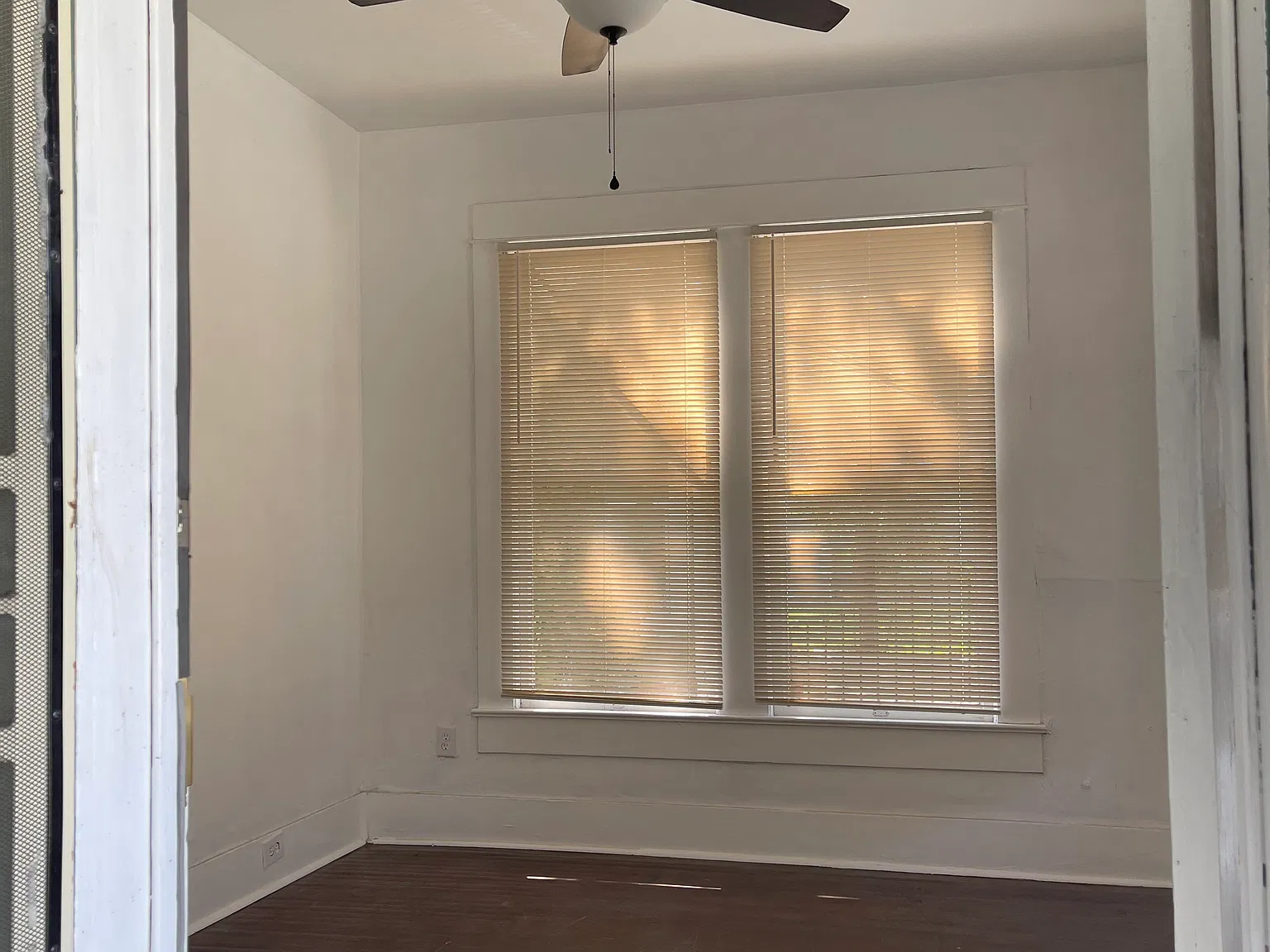 310 Roosevelt Ave — Photo 2
