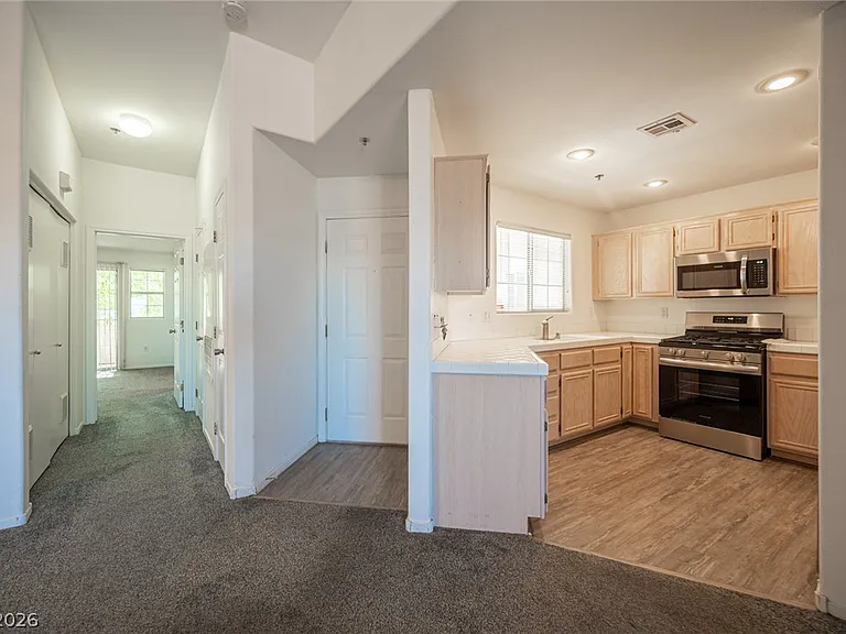 1844 Scimitar Dr #1844 — Photo 9