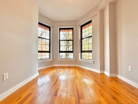 Rented by Doorway NYC, LLC | media 1