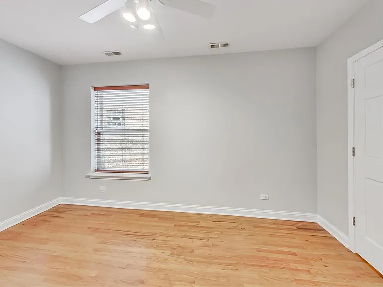 917 W Sunnyside Ave #2S — Photo 14