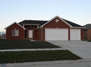 55405 Fallbrooke Dr, Macomb, MI 48042