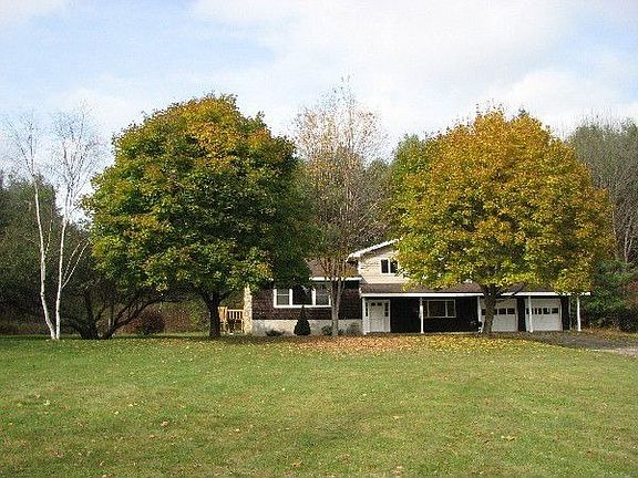 4th image of 23 Cedar Mill Ln