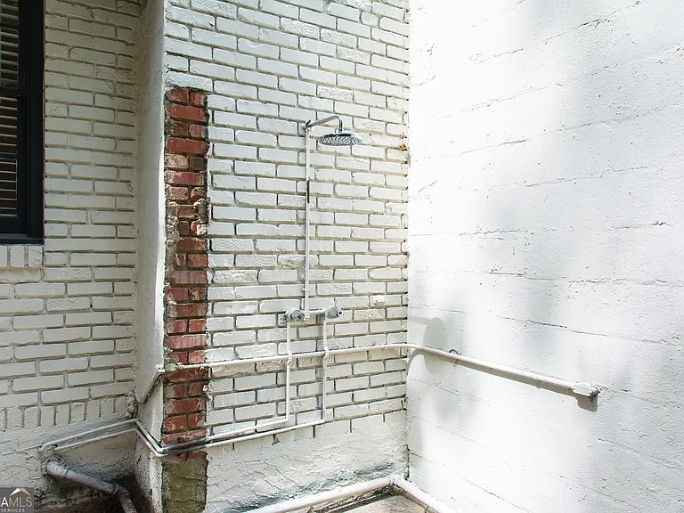 4090 Land O Lakes Dr NE — Photo 15
