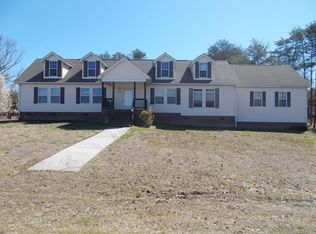 223 Wildflower Dr, South Boston, VA 24592