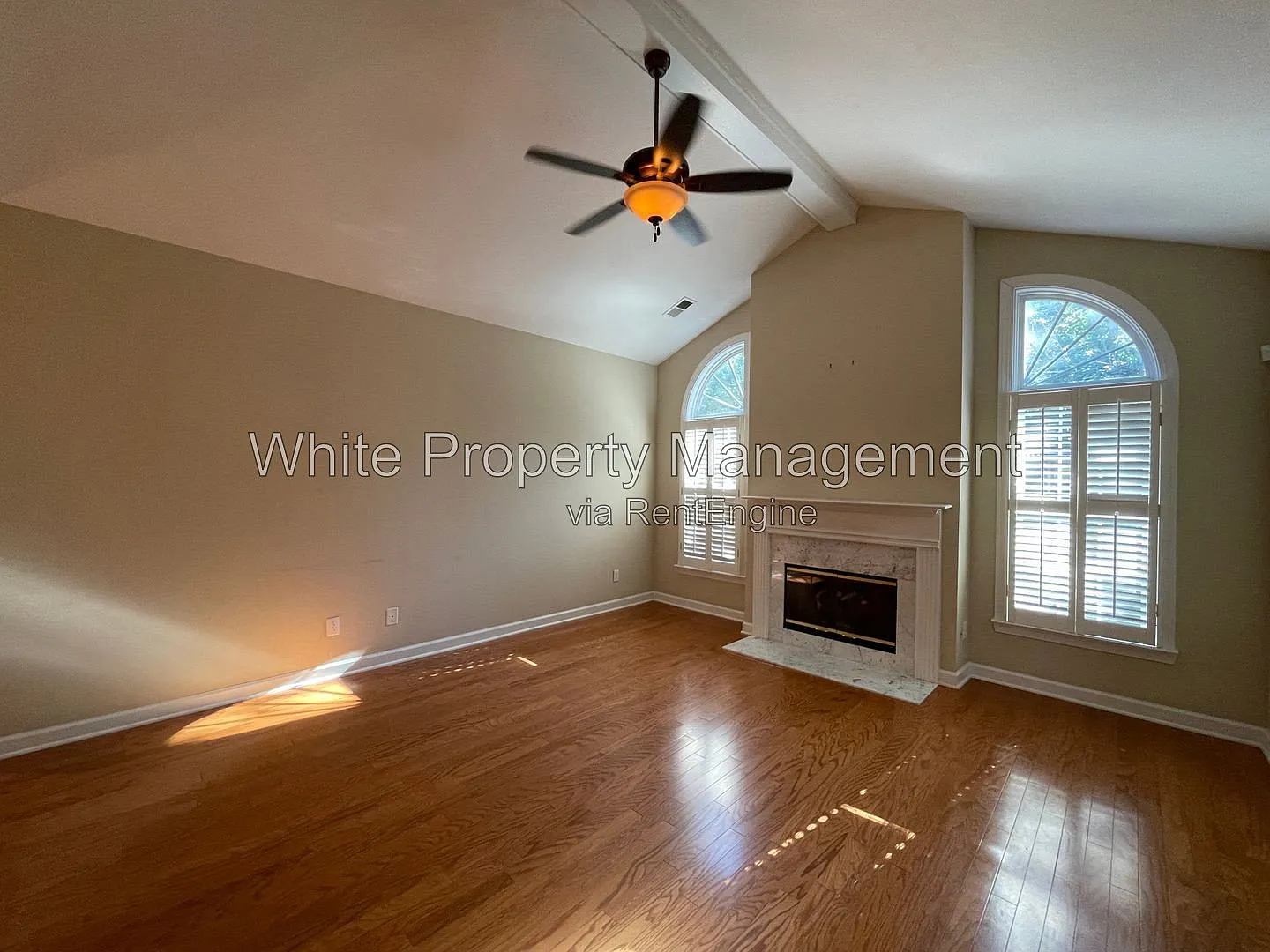 2 bed, 2.0 bath, 1613 sqft, $2,245 — Photo 2