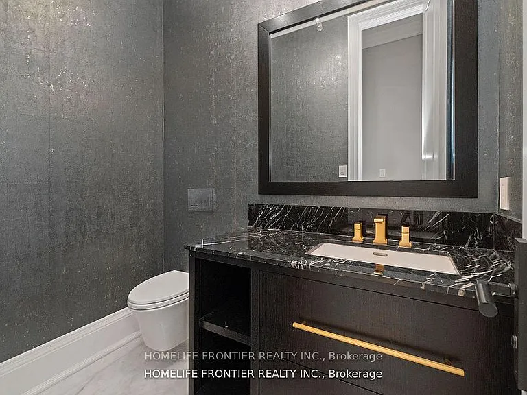 8 Vesta Dr — Photo 15