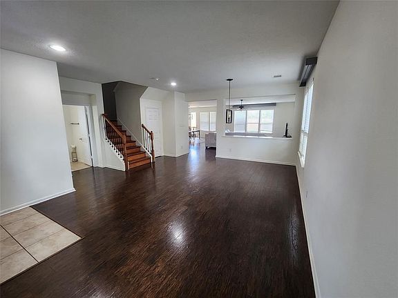 3rd image of 4531 Ashberry Pine Ln