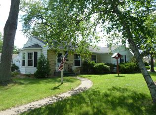 825 Robert St, Fort Atkinson, WI 53538
