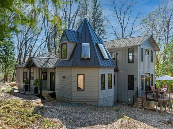 17788 Golden Wolf Ct, Nevada City, CA 95959