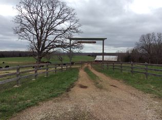 Hwy U, Steelville, MO 65565