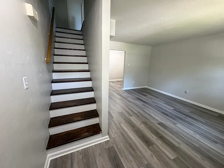 123 Bob Ln #1 — Photo 2