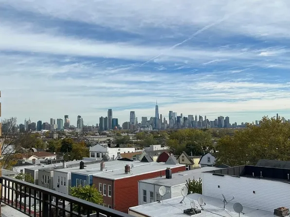 72 Arlington Avenue image 11 of 11