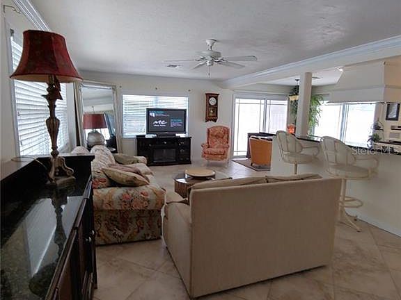 4th image of 2637 Sydelle St