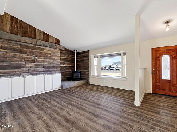 2nd image of 141 Country Ranch Rd