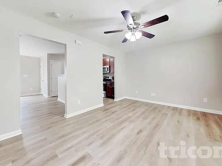 12437 Stumptown Rd — Photo 3