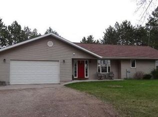 W7491 Smith Creek Rd, Crivitz, WI 54114