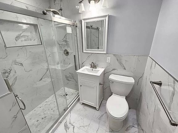 3rd image of 70 Charles Lindbergh Blvd APT 5B