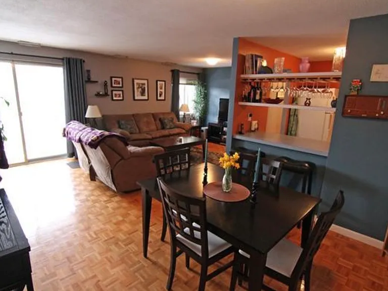 300 Park Terrace Dr #358 — Photo 5