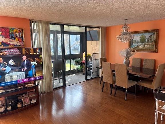 3rd image of 808 S Bridgewood Place #808