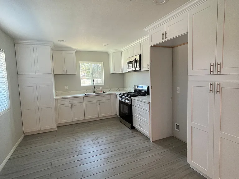 2836 Aztec Dr #1 — Photo 5