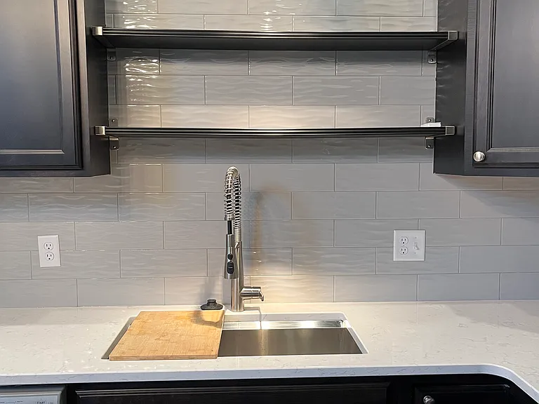 253 E 3rd St #7 — Photo 8