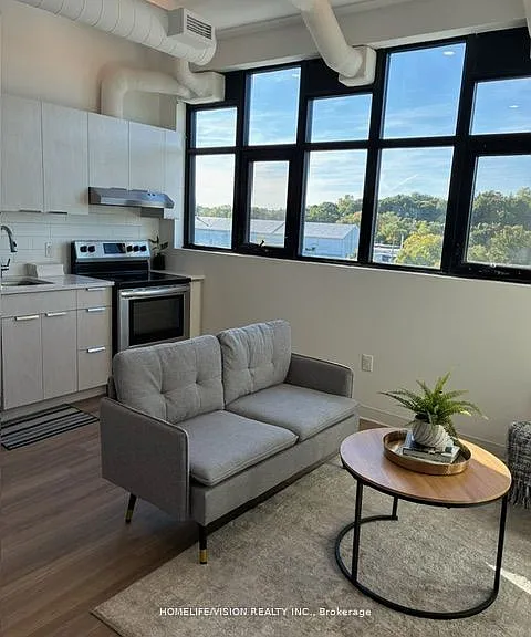 120 Huron St #526 — Photo 2