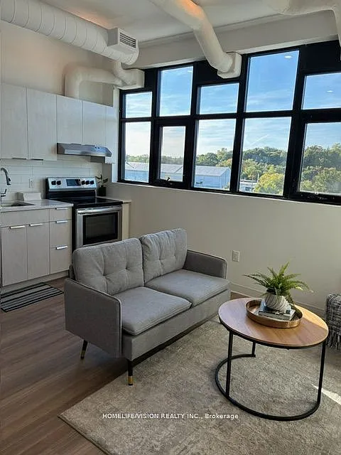 Building Photo - 120 Huron St #526