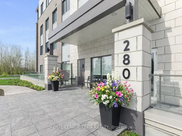 280 Herzberg Rd #105, Ottawa, ON K2K 0N8