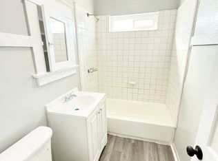 404 N Fries Ave #6, Wilmington, CA 90744