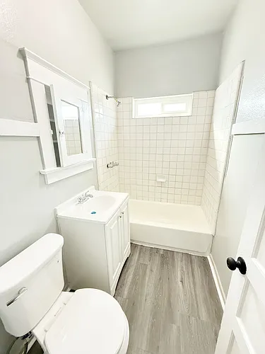 404 N Fries Ave Photo 1
