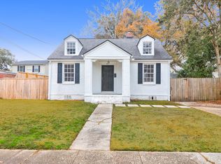31 Campbell Dr, Charleston, SC 29407