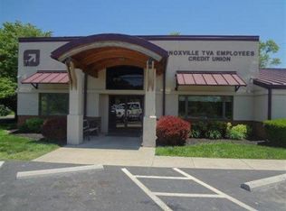 930 W Race St, Kingston, TN 37763