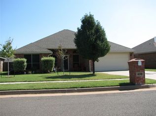400 Stebbins Dr, Yukon, OK 73099
