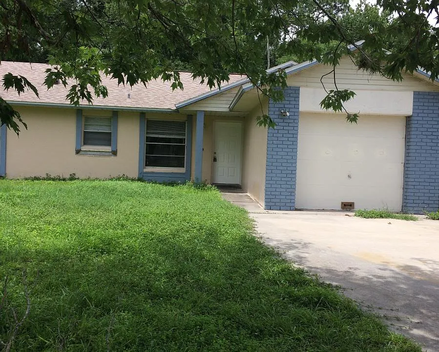 294 Howard Blvd
