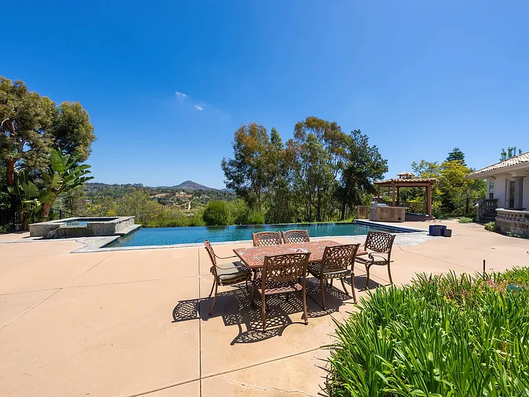 3377 Calle Margarita — Photo 28
