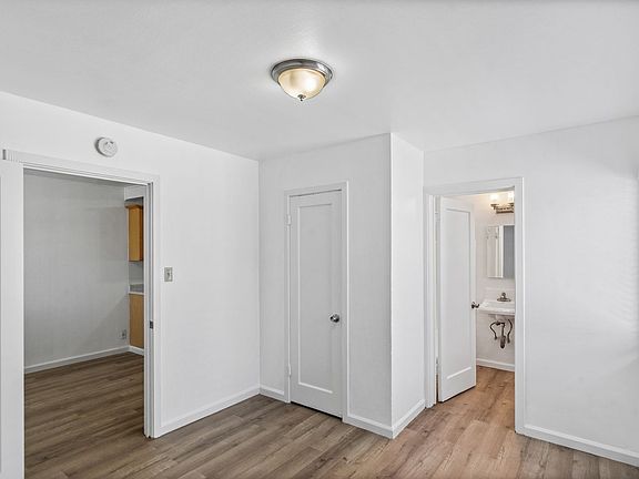 3rd image of 357 Willow St #35708