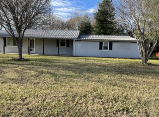 8921 Aedc Rd, Estill Springs, TN 37330