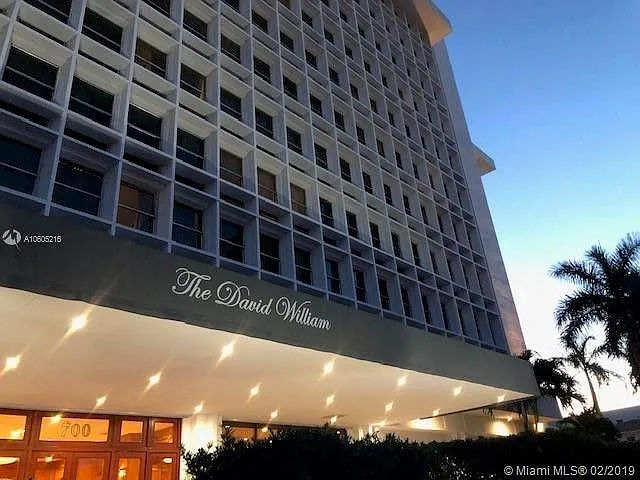 700 Biltmore Way #712